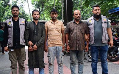 ডিবি পুলিশকে লক্ষ্য করে গুলি, শীর্ষ সন্ত্রাসী শুটার বাপ্পিসহ গ্রেফতার ৩